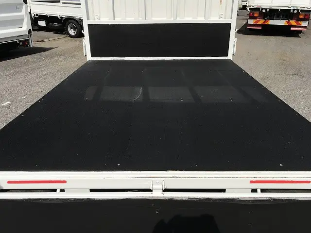 いすゞ エルフ TRG-NJS85A(4WD)の写真16