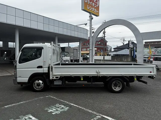 三菱 キャンター 2PG-FEB50(2WD)の写真4