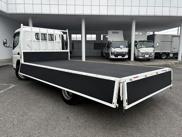 三菱 キャンター 2PG-FEB50(2WD)の写真13