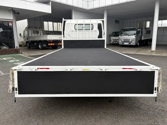 三菱 キャンター 2PG-FEB50(2WD)の写真14