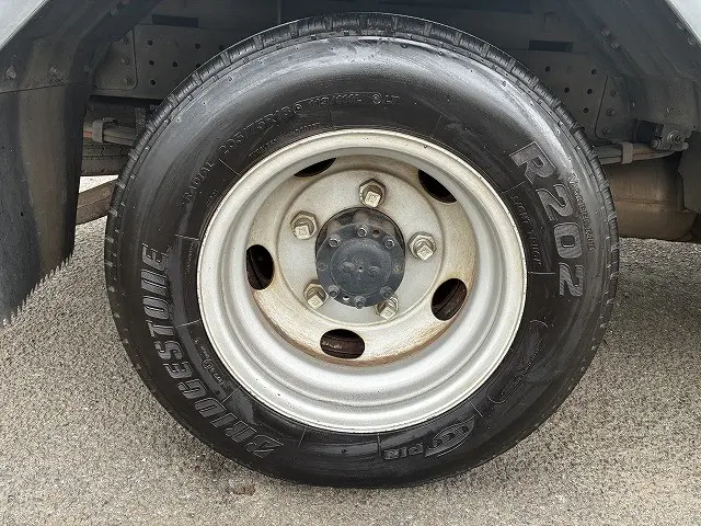 三菱 キャンター 2PG-FEB50(2WD)の写真26