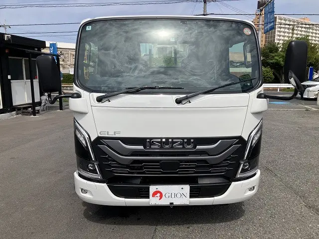 いすゞ エルフ 2TG-NJR88AF(2WD)の写真2