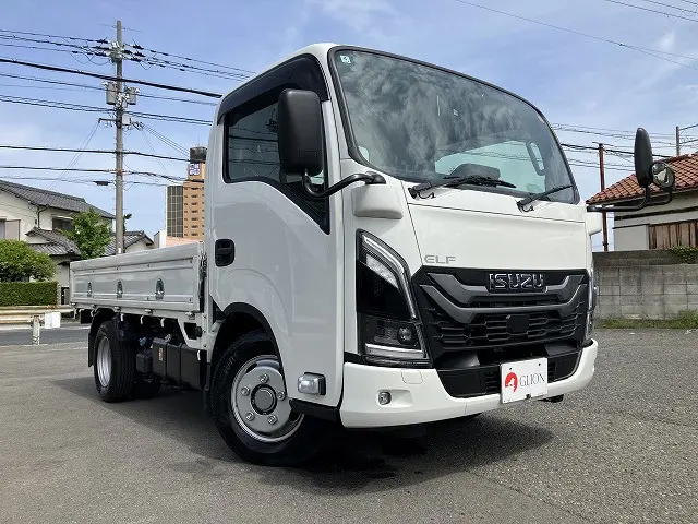いすゞ エルフ 2TG-NJR88AF(2WD)の写真3