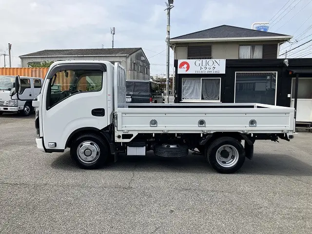 いすゞ エルフ 2TG-NJR88AF(2WD)の写真4