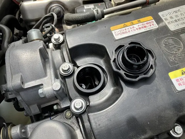 いすゞ エルフ 2TG-NJR88AF(2WD)の写真19