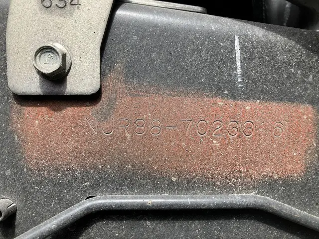 いすゞ エルフ 2TG-NJR88AF(2WD)の写真21