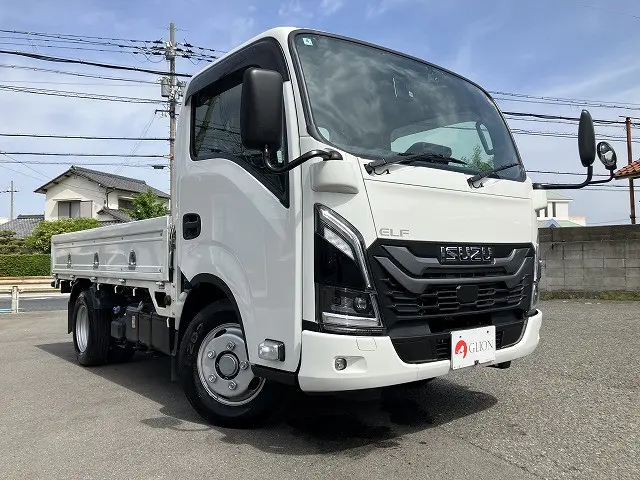 いすゞ エルフ 2TG-NJR88AF(2WD)の写真3