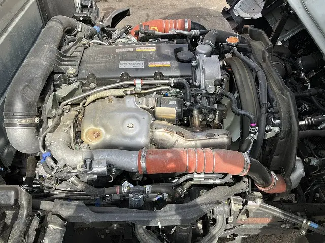 いすゞ エルフ 2TG-NJR88AF(2WD)の写真17