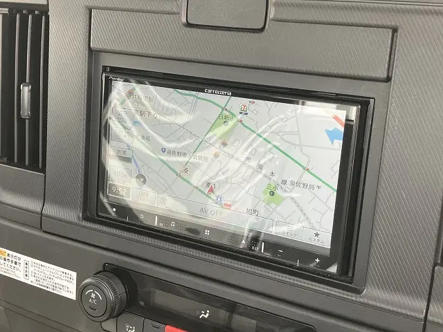 いすゞ エルフ 2TG-NJR88AF(2WD)の写真36