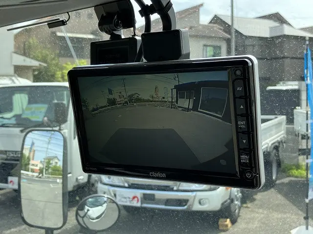 いすゞ エルフ 2TG-NJR88AF(2WD)の写真37