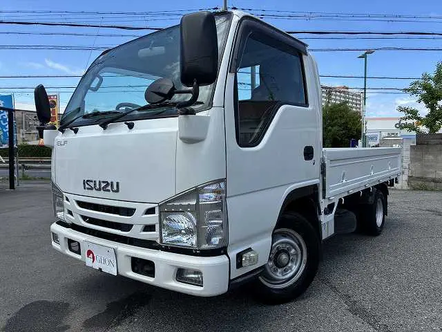 いすゞ エルフ TRG-NHR85A(2WD)の写真1