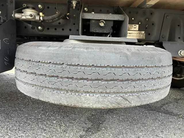 いすゞ エルフ TRG-NHR85A(2WD)の写真29