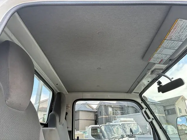 いすゞ エルフ TRG-NHR85A(2WD)の写真35