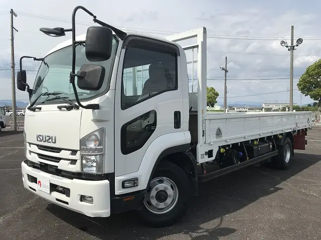 いすゞ フォワード 2RG-FRR90S2(2WD)の写真1