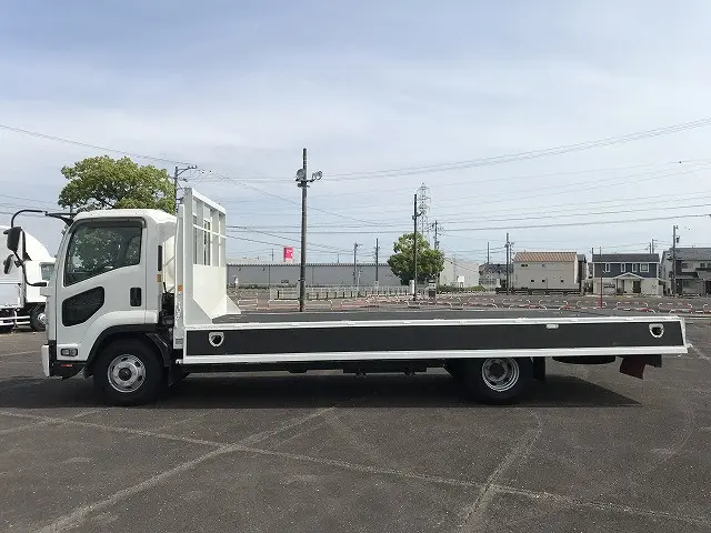 いすゞ フォワード 2RG-FRR90S2(2WD)の写真11