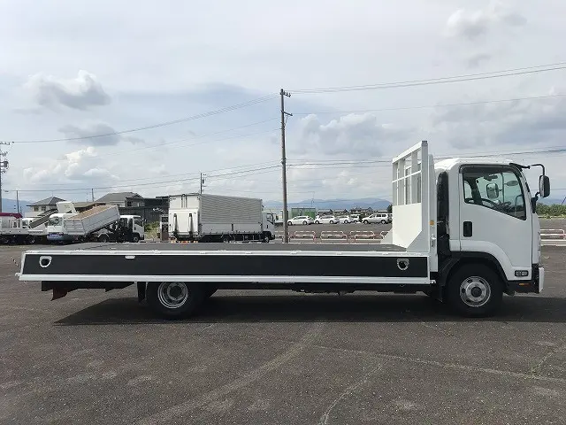 いすゞ フォワード 2RG-FRR90S2(2WD)の写真12