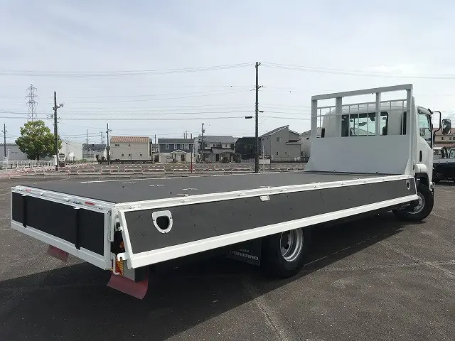 いすゞ フォワード 2RG-FRR90S2(2WD)の写真15