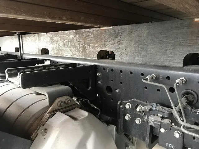 いすゞ フォワード 2RG-FRR90S2(2WD)の写真35