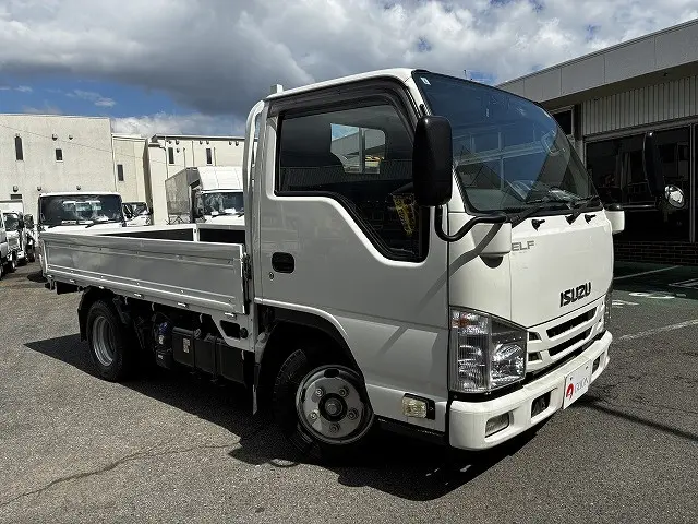 いすゞ エルフ 2RG-NJR88A(2WD)の写真3