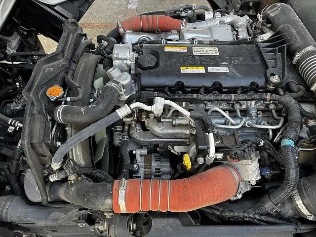 いすゞ エルフ 2RG-NJR88A(2WD)の写真19