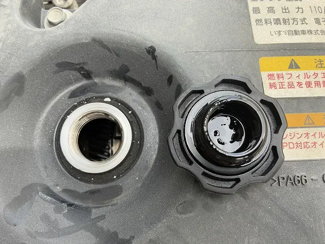 いすゞ エルフ BKG-NMR85AR(2WD)の写真23