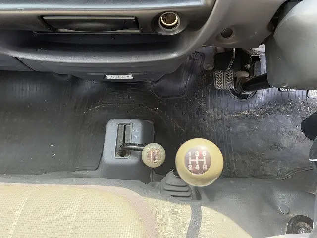 日産 バネットトラック ADF-SKF2LN(4WD)の写真35