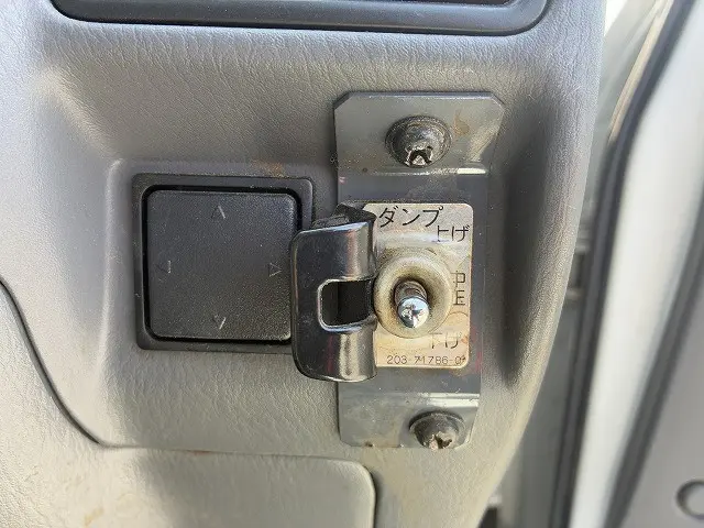 日産 バネットトラック ADF-SKF2LN(4WD)の写真40