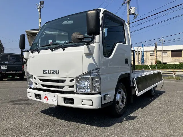 いすゞ エルフ 2RG-NJR88A(2WD)の写真9