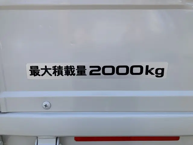 いすゞ エルフ 2RG-NJR88A(2WD)の写真23