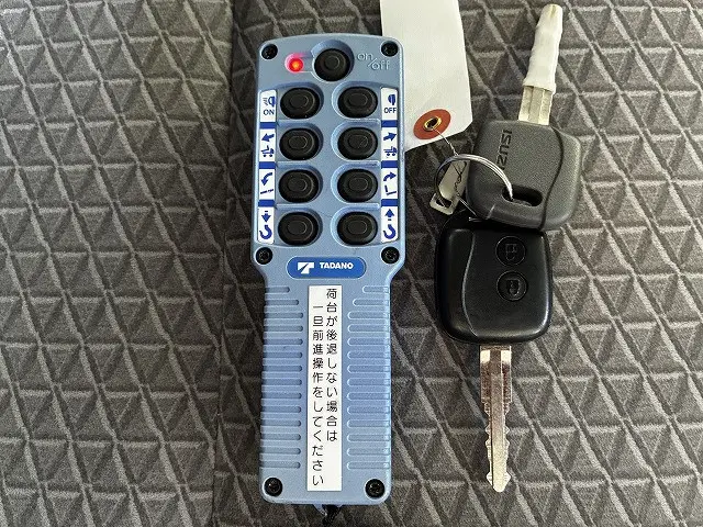 いすゞ エルフ 2RG-NPR88AN(2WD)の写真46