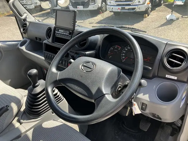 日野 デュトロ TKG-XZC675M(2WD)の写真35