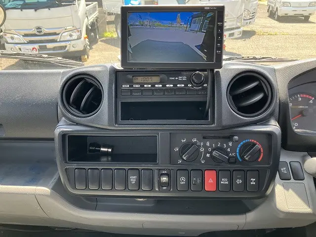日野 デュトロ TKG-XZC675M(2WD)の写真40