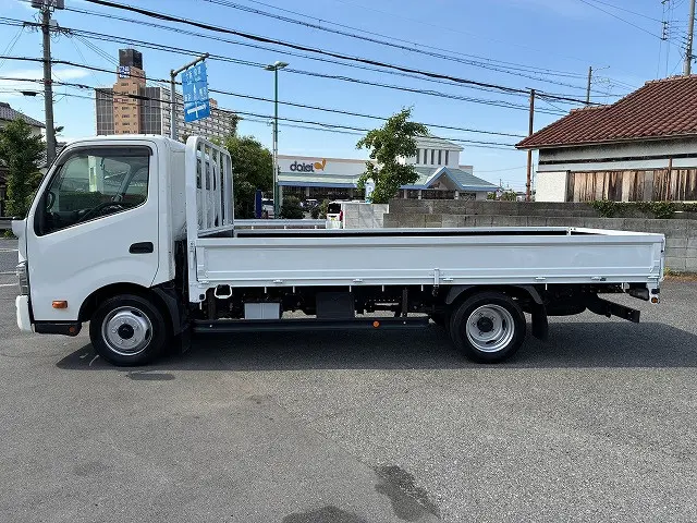 日野 デュトロ 2RG-XZU710M(2WD)の写真4