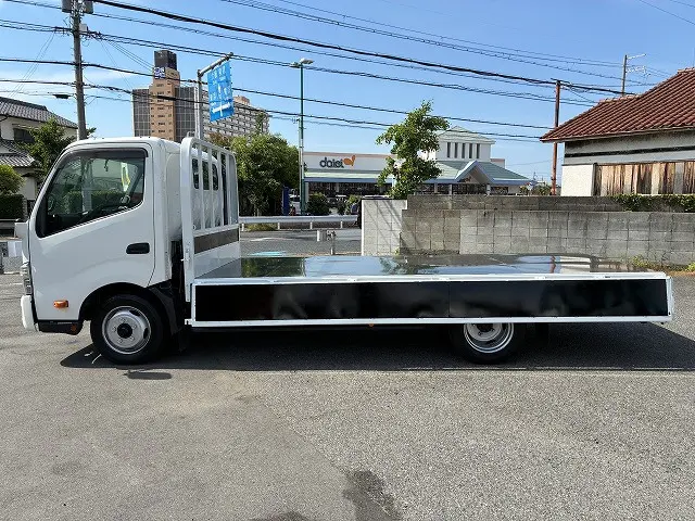 日野 デュトロ 2RG-XZU710M(2WD)の写真11