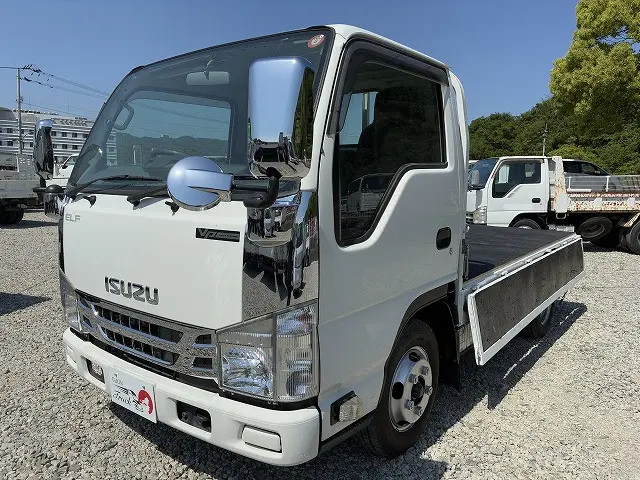 いすゞ エルフ 2RG-NJR88A(2WD)の写真9
