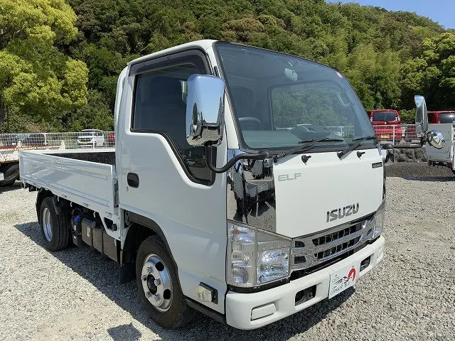 いすゞ エルフ 2RG-NJR88A(2WD)の写真32