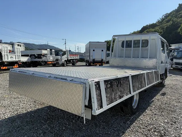 三菱 キャンター PA-FE82DG(2WD)の写真15