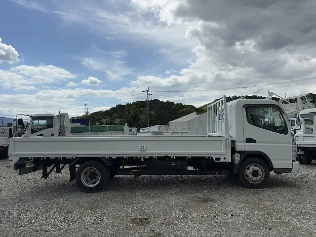 三菱 キャンター PA-FE83DGY(2WD)の写真5