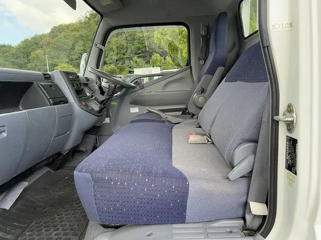 三菱 キャンター PA-FE83DGY(2WD)の写真32