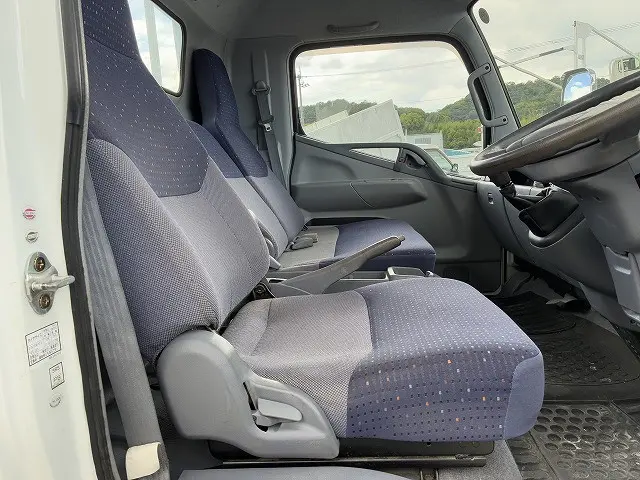 三菱 キャンター PA-FE83DGY(2WD)の写真33