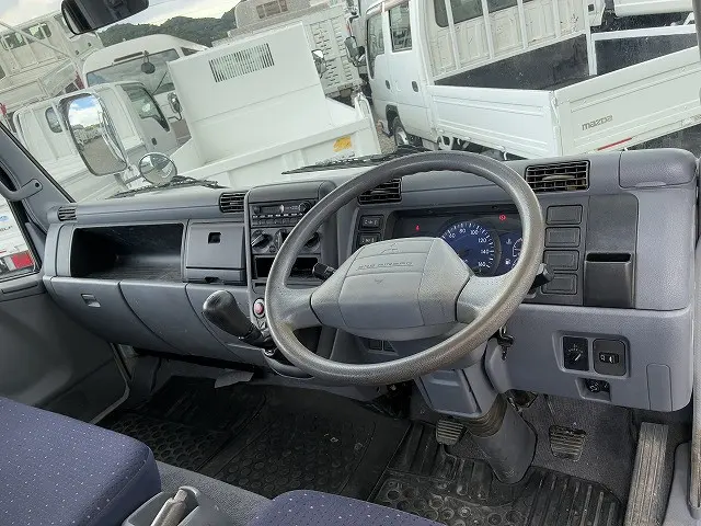 三菱 キャンター PA-FE83DGY(2WD)の写真35