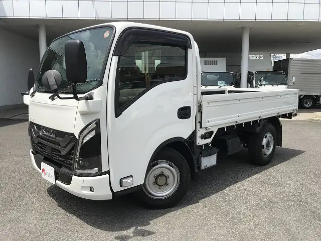いすゞ エルフ 2TG-NJR88AF(2WD)の写真1