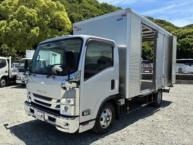いすゞ エルフ 2RG-NPR88AN(2WD)の写真9