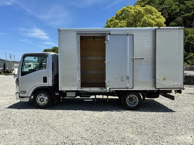 いすゞ エルフ 2RG-NPR88AN(2WD)の写真11