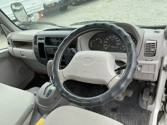トヨタ トヨエース ABF-TRY220(2WD)の写真32