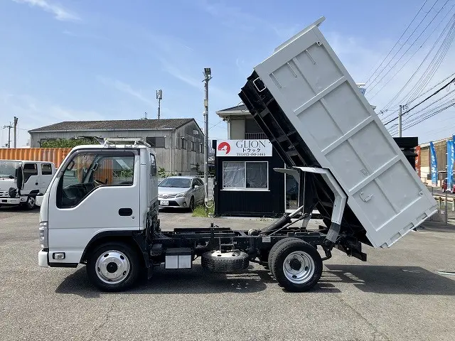 いすゞ エルフ TPG-NJR85AN(2WD)の写真4