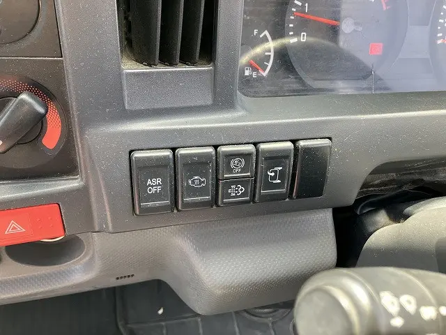 いすゞ エルフ TPG-NJR85AN(2WD)の写真40
