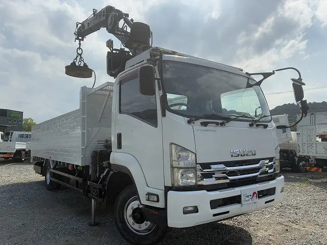 いすゞ フォワード LKG-FTR90S2(2WD)の写真3