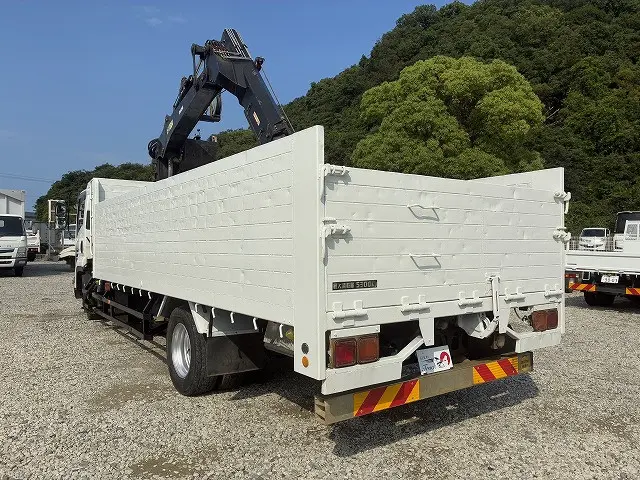 いすゞ フォワード LKG-FTR90S2(2WD)の写真13