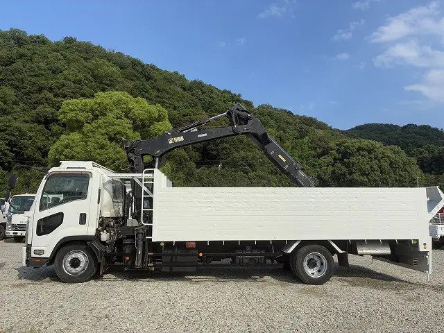 いすゞ フォワード LKG-FTR90S2(2WD)の写真29